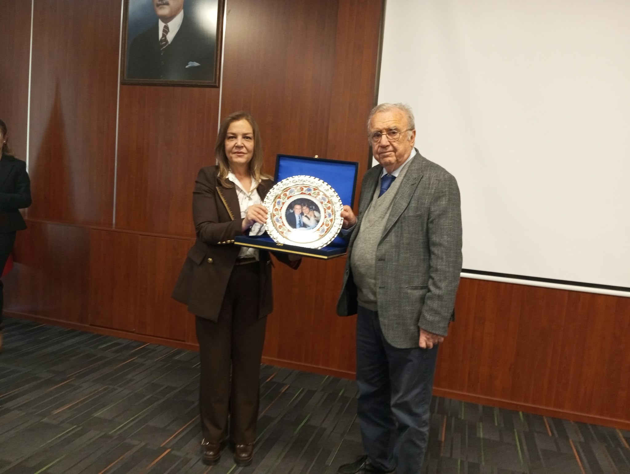 KSBÜ Tıp Fakültesi Akreditasyon Belgesini Aldı - 5